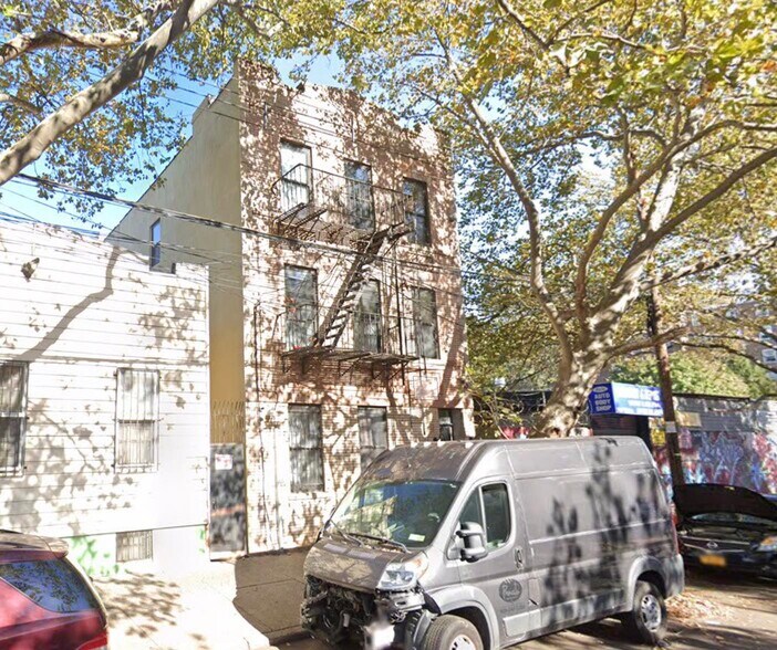 Primary Photo Of 11-09 36th Ave, Astoria Apartments For Sale