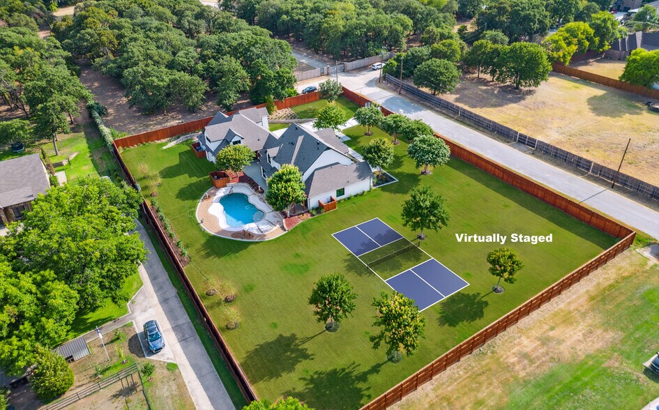 More Photos Of 615 Brewer Rd, Southlake Specialty For Sale