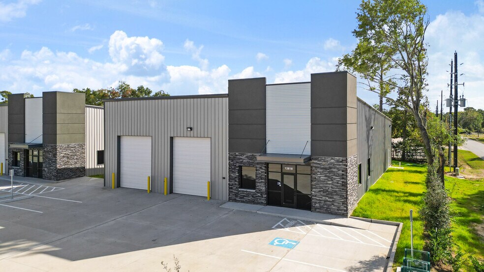 More Photos Of 15615 Jarvis Rd, Cypress Unknown For Lease