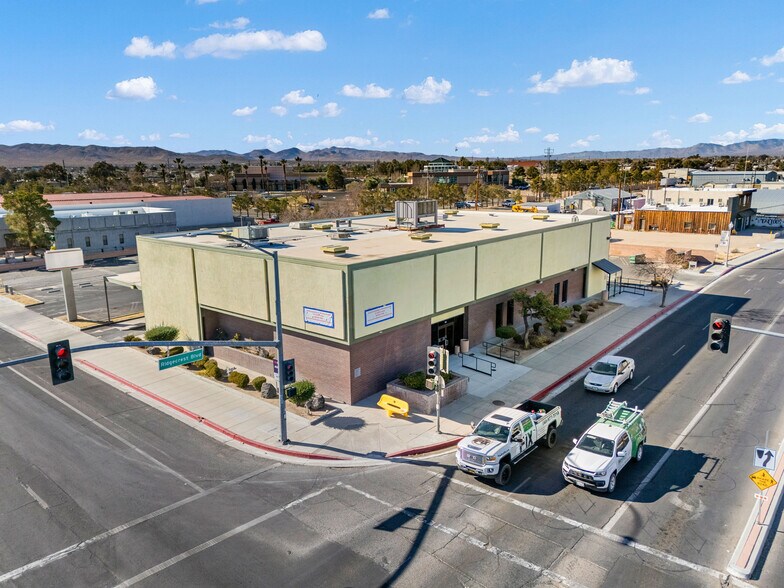 More Photos Of 101 W Ridgecrest Blvd, Ridgecrest Bank For Lease