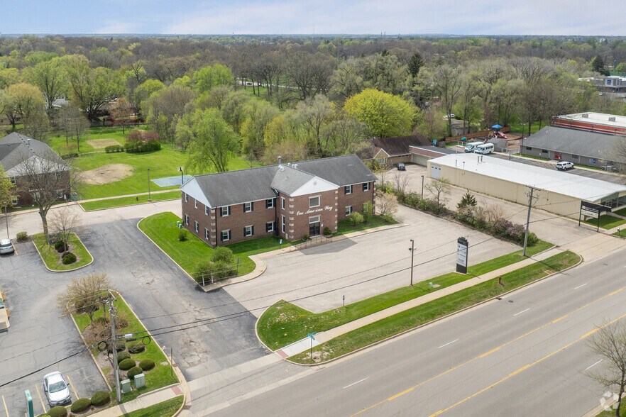 More Photos Of 1 American Way, Elgin Medical For Sale