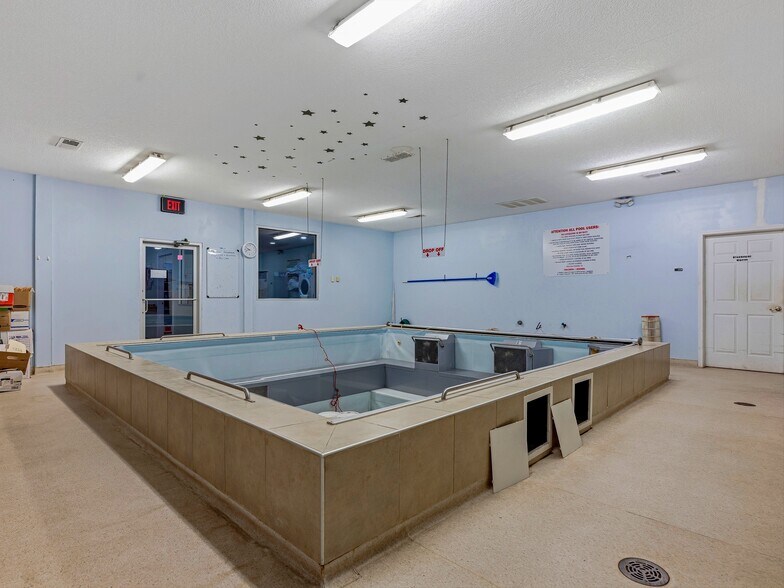 More Photos Of 149 New Leicester Hwy, Asheville Office For Sale