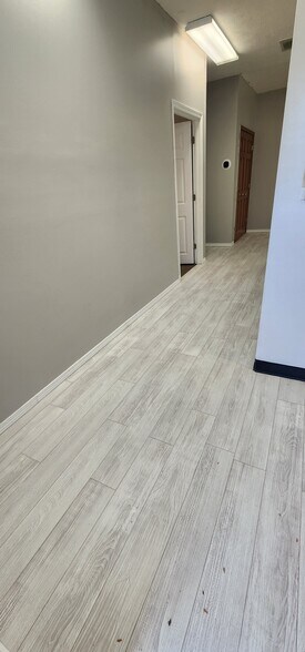 More Photos Of 3901 Wood Duck, Springfield Medical For Lease