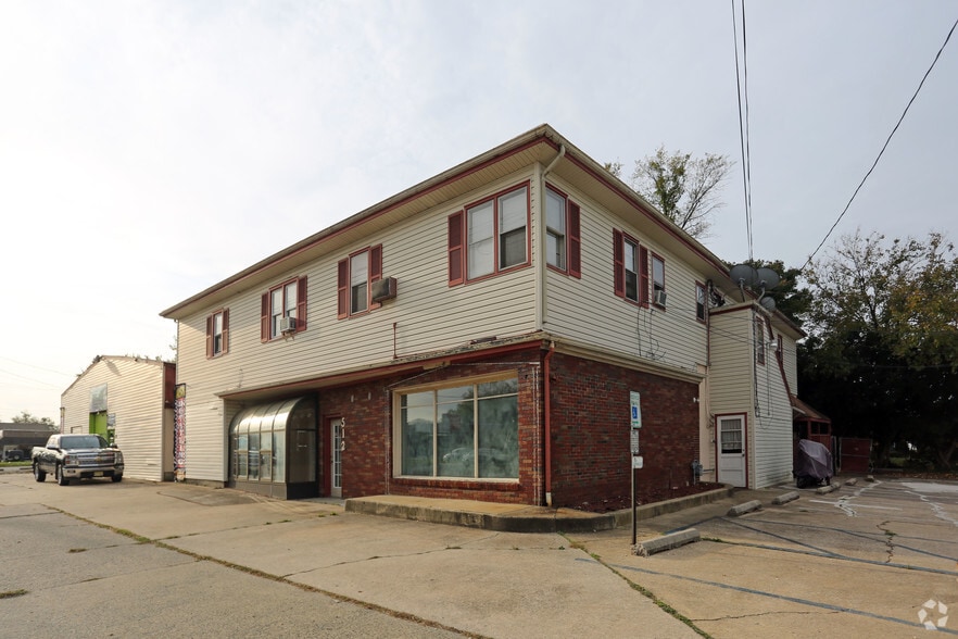 Primary Photo Of , Stratford General Retail For Sale