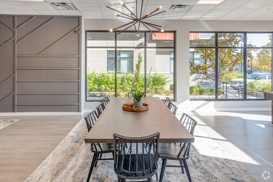 More Photos Of 21 East St, North Attleboro Apartments For Lease