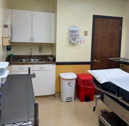 More Photos Of 150 Health Center Dr, Clanton Medical For Sale
