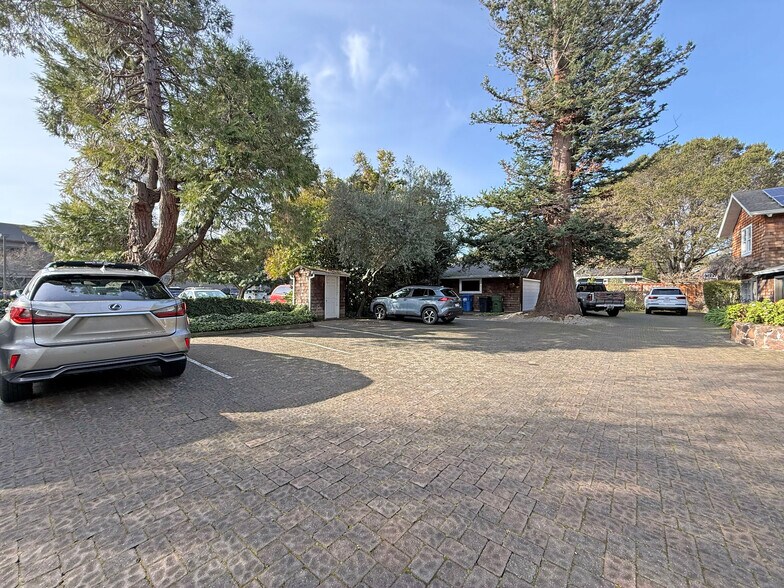 More Photos Of 1025 5th St, Novato Office For Sale