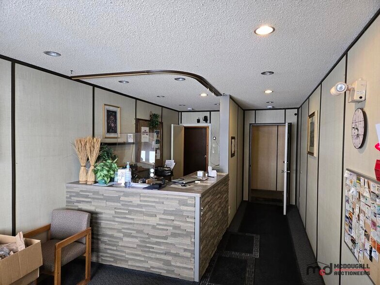 More Photos Of 775 W 5th Ave, Shaunavon Hotel For Sale