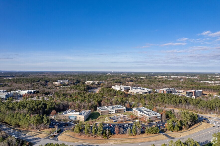 More Photos Of 7030 Kit Creek Rd, Morrisville Office For Lease