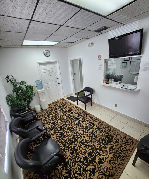 More Photos Of 3003 S Congress Ave, Lake Worth Medical For Sale