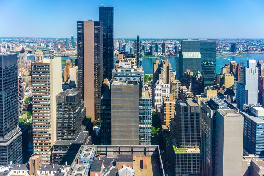 More Photos Of 480 Lexington Ave, New York Office For Lease