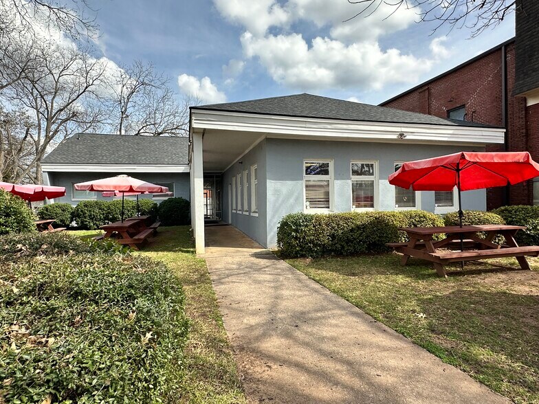 Primary Photo Of 118 S Main St, Greensboro Restaurant For Sale