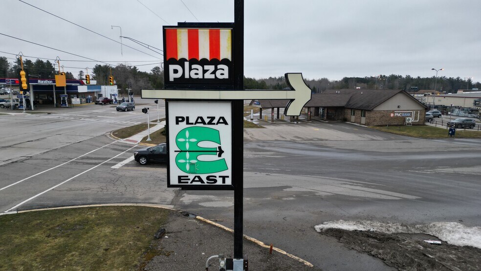 More Photos Of 520-522 E Houghton Ave, West Branch General Retail For Lease