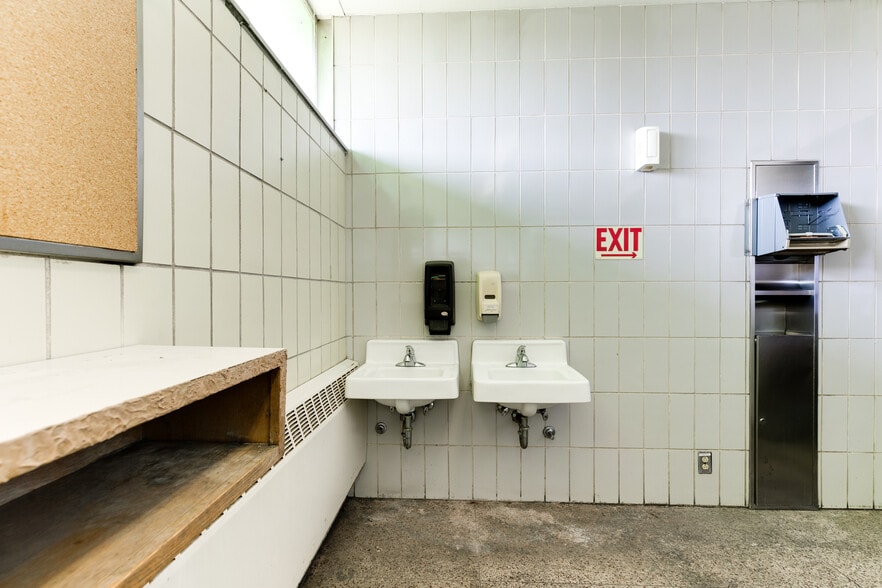 More Photos Of 3405 Commerce Rd, Richmond Warehouse For Sale