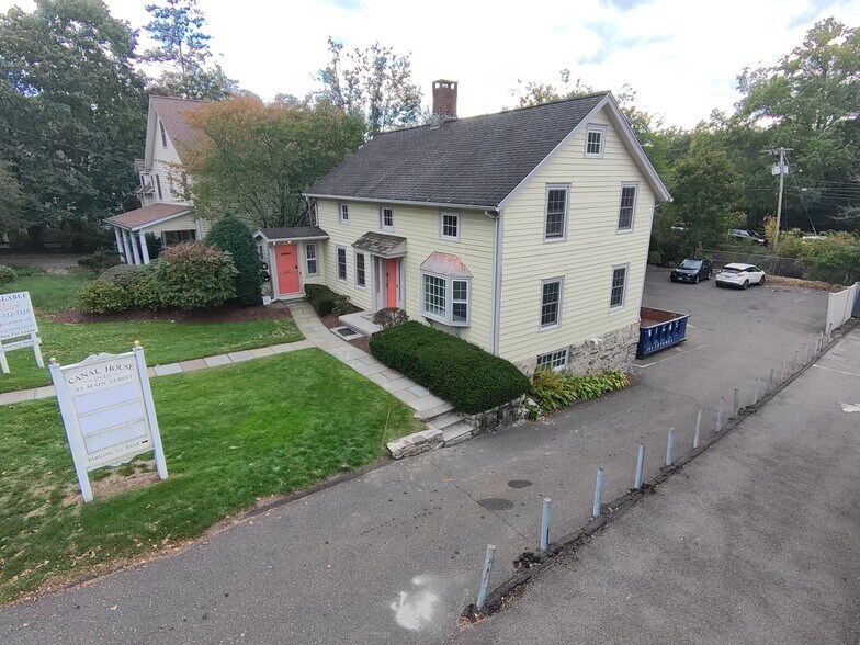 More Photos Of 315 Main St, Westport Loft Creative Space For Lease