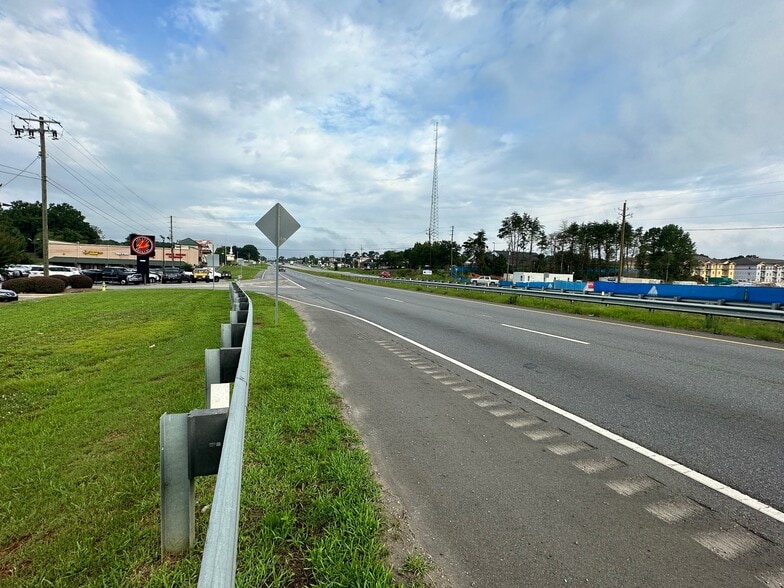 More Photos Of 1211-1223 Joe Frank Harris Pky, Cartersville Unknown For Lease