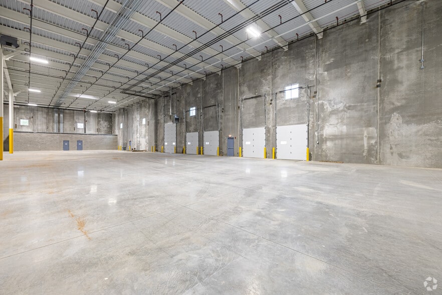 More Photos Of 730 Walnut Ave, Cranford Warehouse For Lease