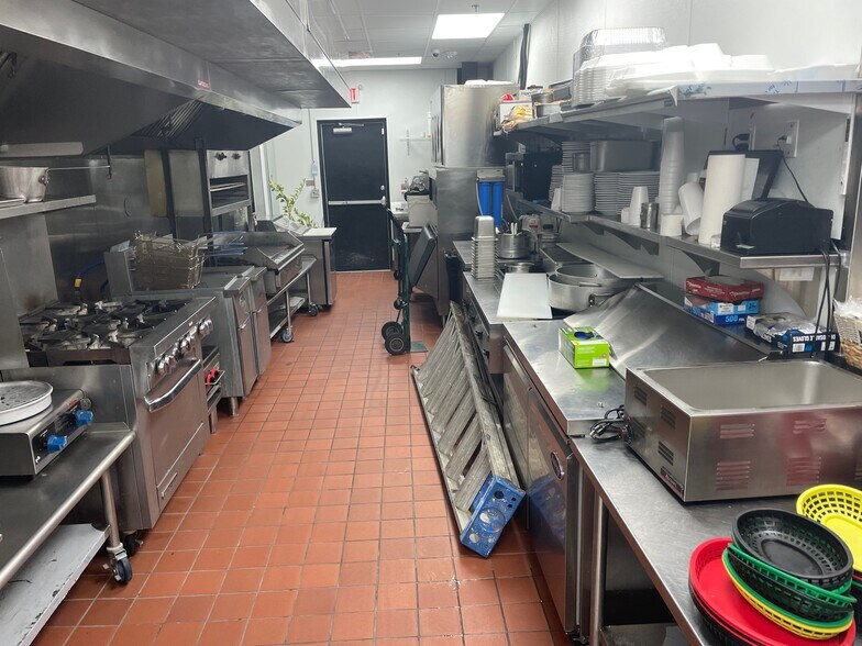 More Photos Of 313 FM 1103, Cibolo Freestanding For Lease