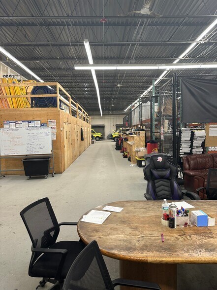 More Photos Of 12 Continental Blvd, Merrimack Distribution For Sale