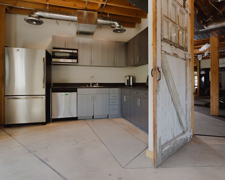 More Photos Of 200 Pearl St, Boulder Office For Lease