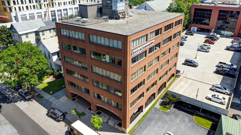 More Photos Of 84 Pine St, Burlington Office For Sale
