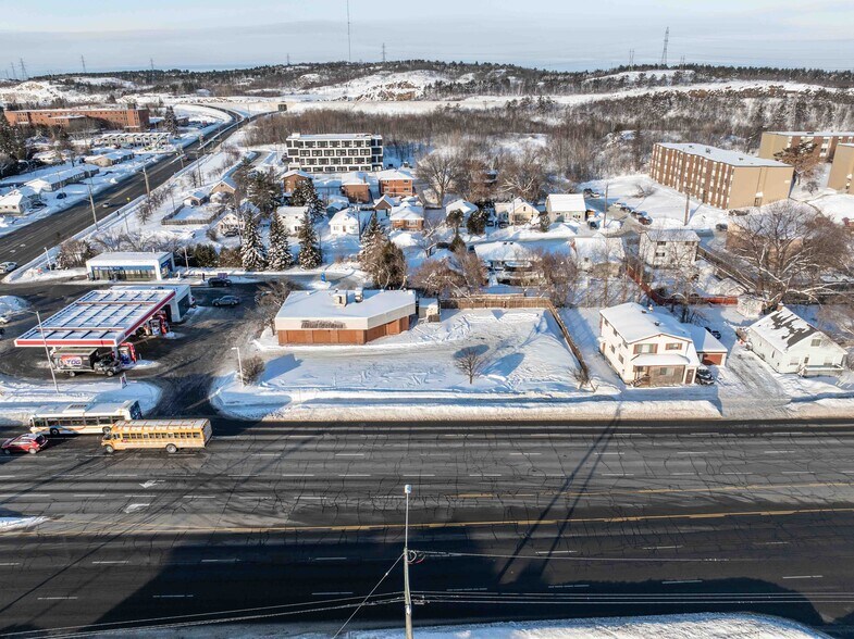 More Photos Of 1181 Notre Dame Av, Sudbury Restaurant For Lease