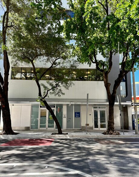 More Photos Of 46 SW 1st St, Miami Loft Creative Space For Lease