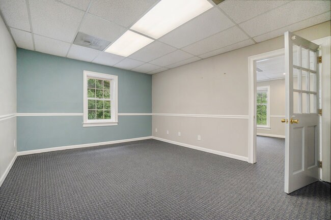 More Photos Of 655 Village Square Dr, Stone Mountain Loft Creative Space For Lease