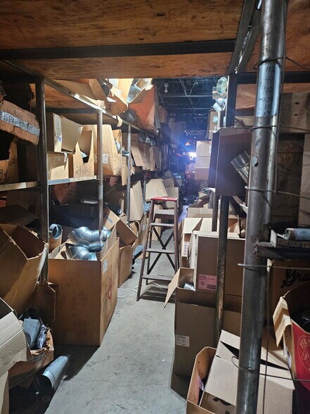 More Photos Of 1307 Walnut St, Mckeesport Freestanding For Sale