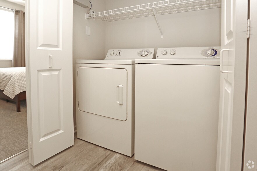 More Photos Of 10225 City Walk Dr, Woodbury Apartments For Sale