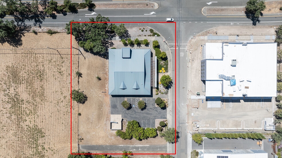 More Photos Of 800 American Way, Windsor Freestanding For Lease