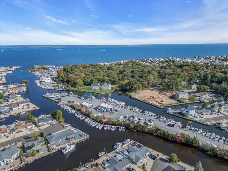 Primary Photo Of 41 Pennsylvania Ave, Waretown Marina For Sale