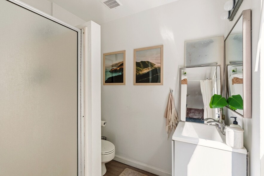 More Photos Of 273 Hillcrest Dr, Encinitas Apartments For Sale