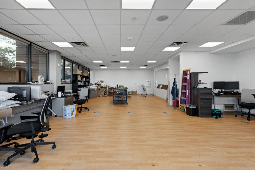 More Photos Of 1403-1405 W 2200 S, Salt Lake City Office For Lease