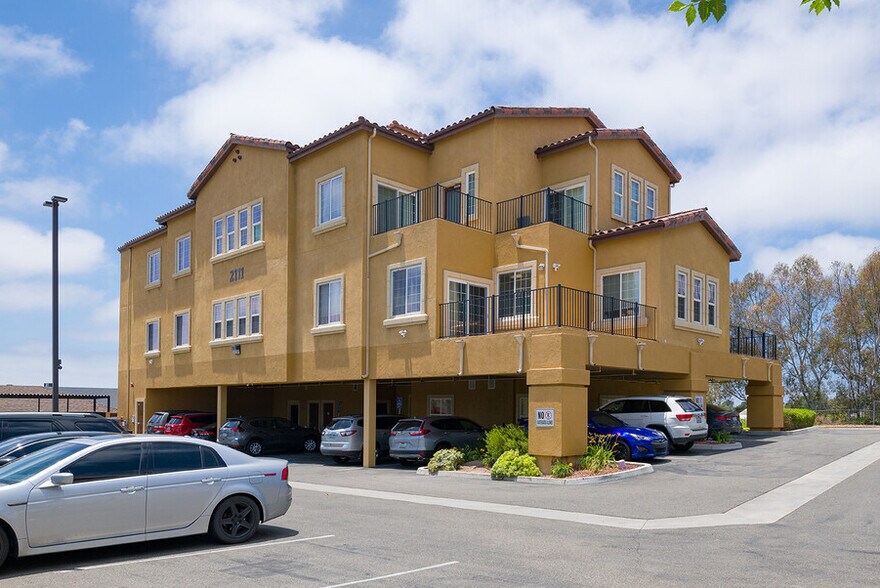 More Photos Of 2111 S El Camino Real, Oceanside Office For Sale