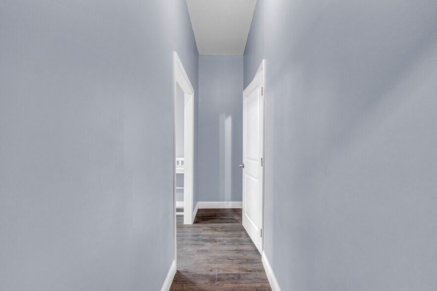 More Photos Of 252 Komplex Dr, Carnesville Warehouse For Sale