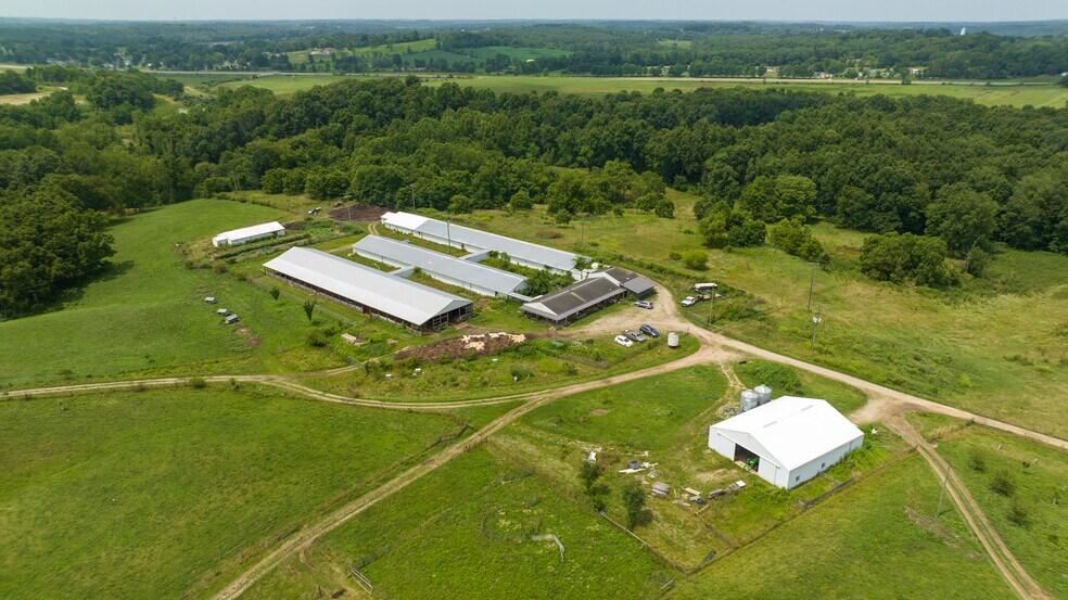 More Photos Of 901 Carpenter Rd, Albany Specialty For Sale