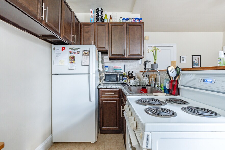 More Photos Of 4725 Chester Ave, Philadelphia Apartments For Sale