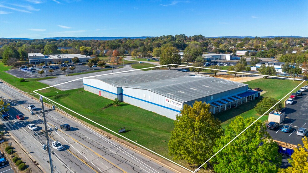 More Photos Of 6130 Preservation Dr, Chattanooga Light Distribution For Sale