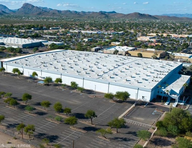 Primary Photo Of 6700 S Pella Dr, Tucson Light Manufacturing For Sale