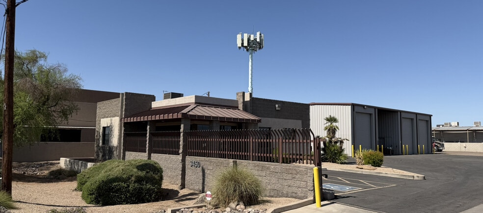 More Photos Of 3450 S 36th St, Phoenix Warehouse For Lease