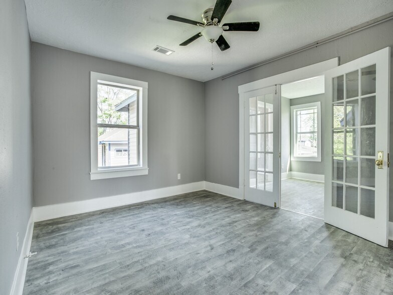 More Photos Of 810-812 Maltby St, Houston Apartments For Sale