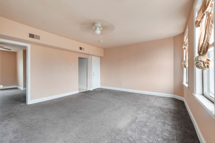 More Photos Of 1433 W Lombard St, Baltimore Multifamily For Sale