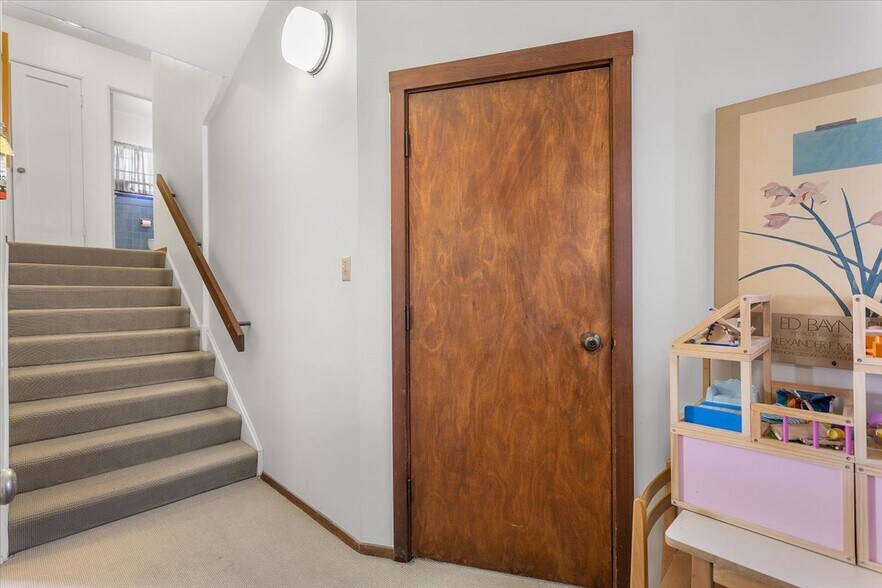 More Photos Of 2702 Dana St, Berkeley Medical For Sale