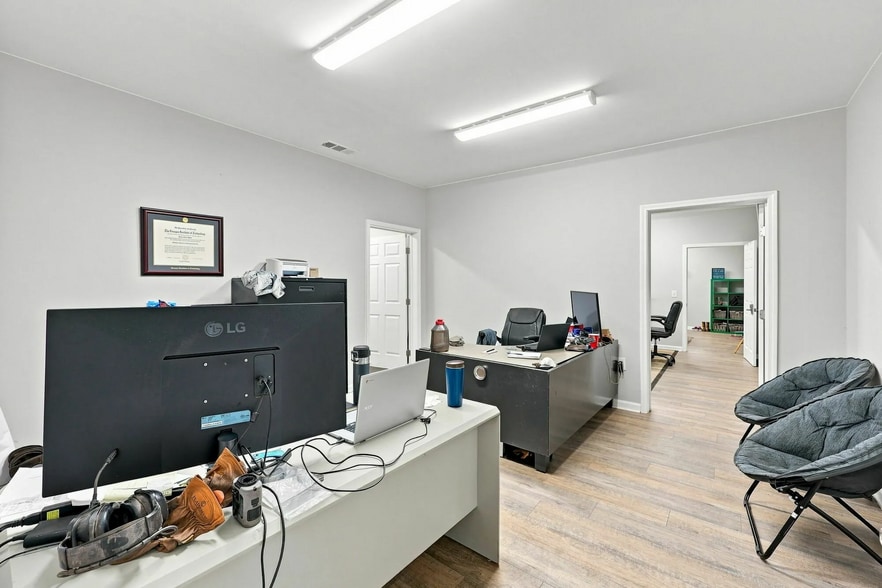More Photos Of 3156 Buford Hwy, Rest Haven Warehouse For Lease
