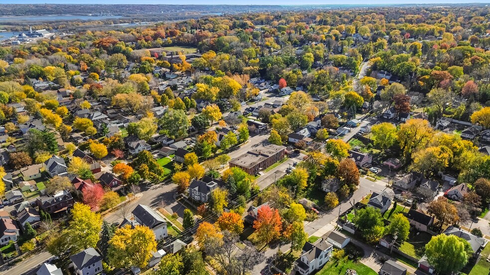 More Photos Of 729 Oakdale Ave, Saint Paul Apartments For Sale