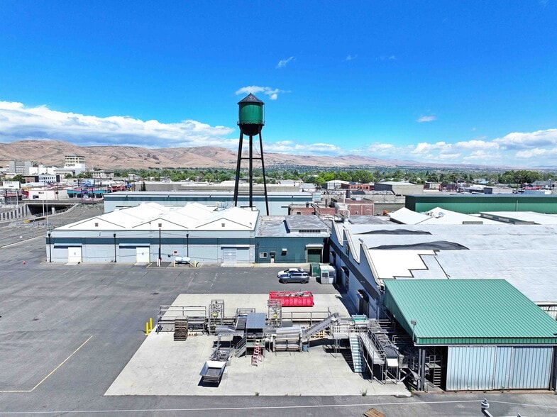 More Photos Of 108 W Walnut St, Yakima Food Processing For Sale