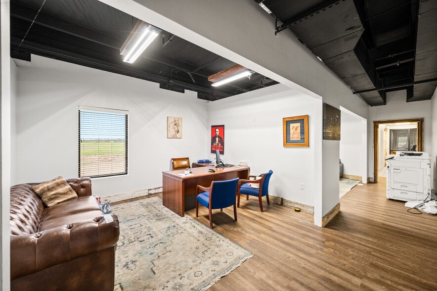 More Photos Of 1 King Timahoe Dr, Vidalia Industrial For Sale