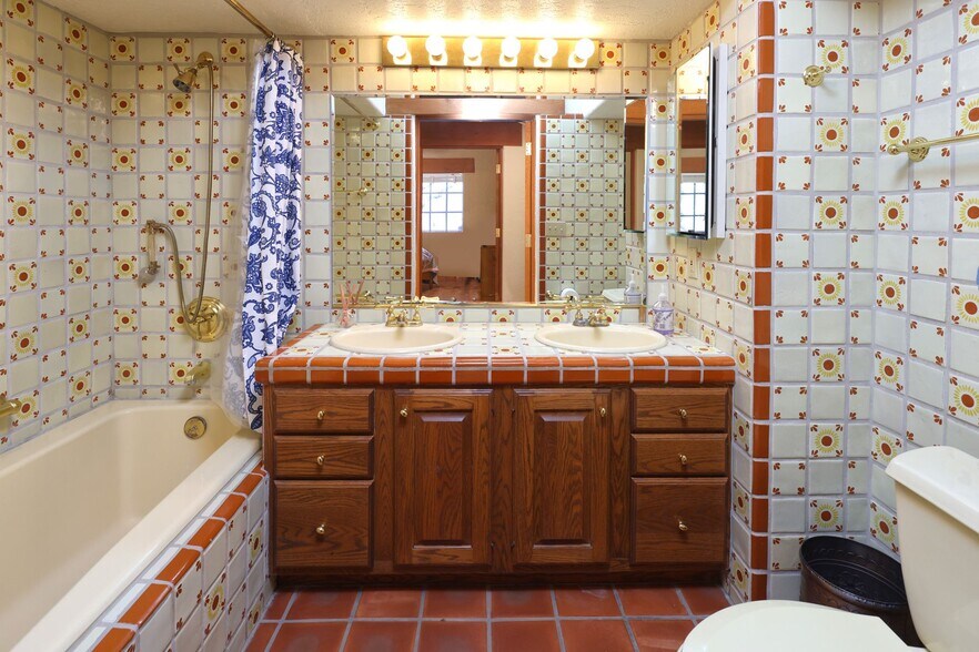 More Photos Of 13105 E Placita Las Avenas, Tucson Horse Stables For Sale