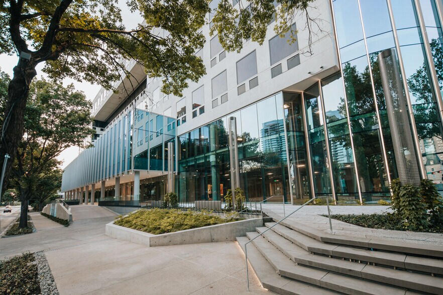 More Photos Of 2401 Cedar Springs Rd, Dallas Office For Lease